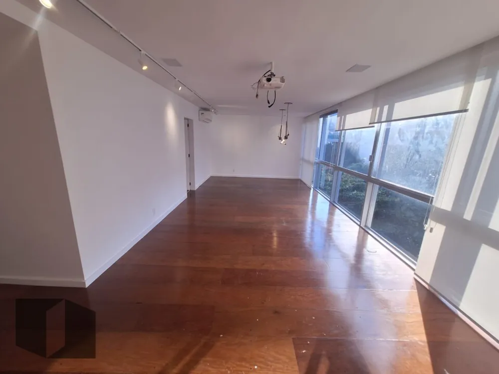 Apartamento, 3 quartos, 158 m² - Foto 2