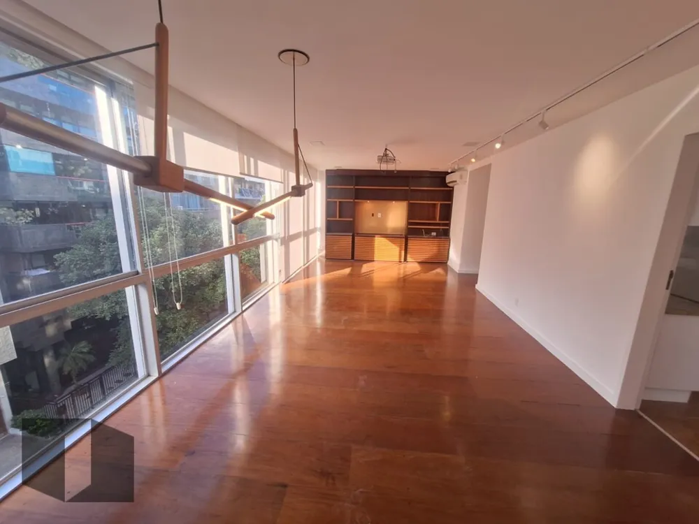 Apartamento, 3 quartos, 158 m² - Foto 1