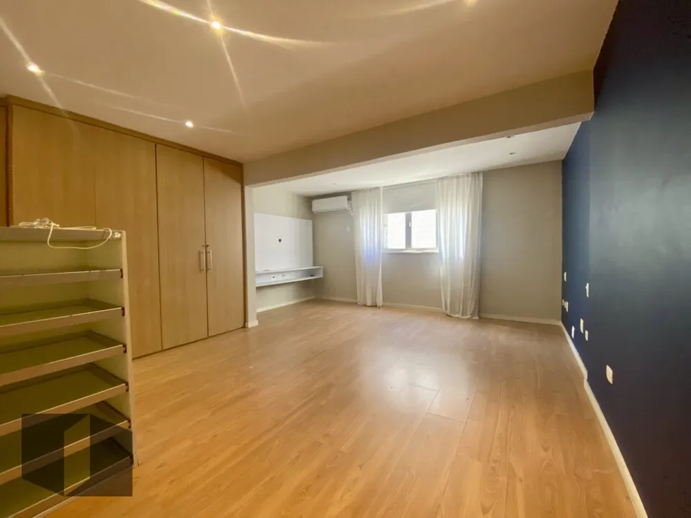 Cobertura, 4 quartos, 323 m² - Foto 2