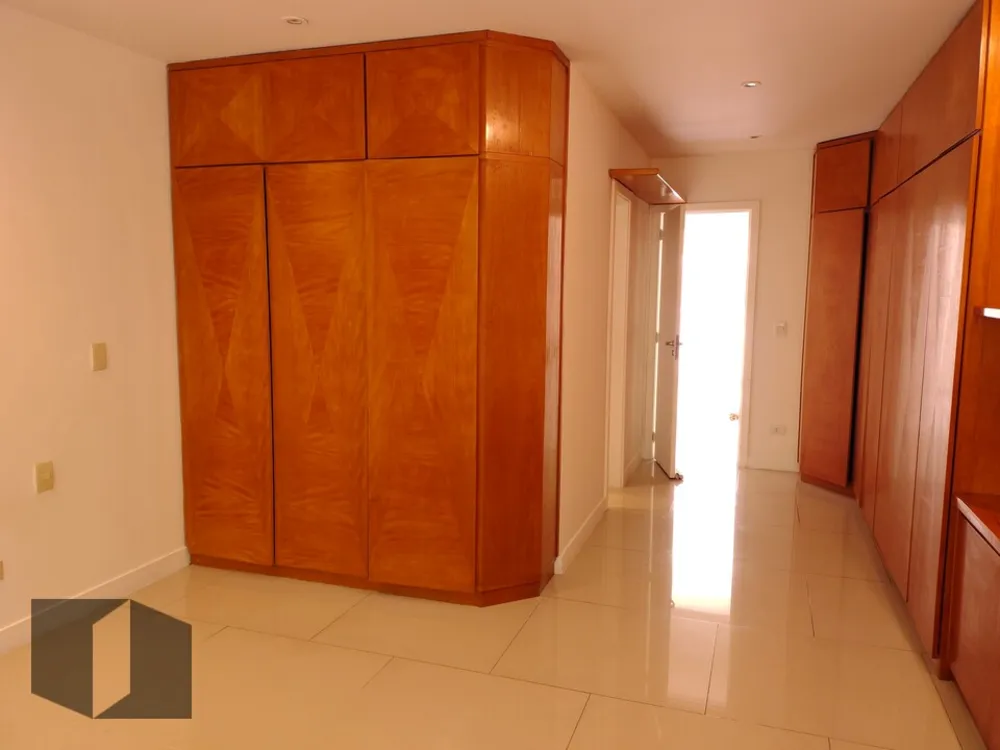 Casa, 4 quartos, 273 m² - Foto 22