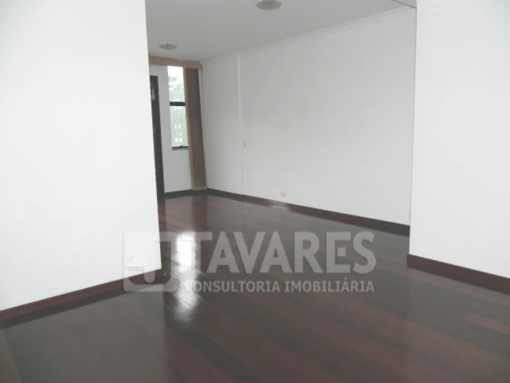 Apartamento, 3 quartos, 140 m² - Foto 2