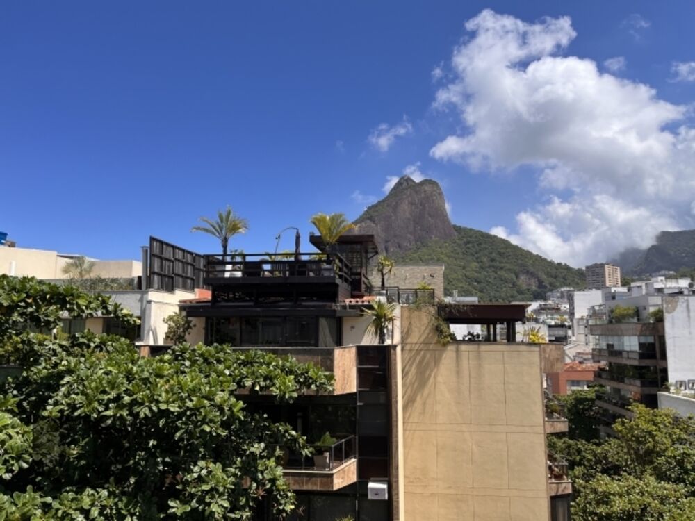 Cobertura para alugar com 2 quartos, 98m² - Foto 1