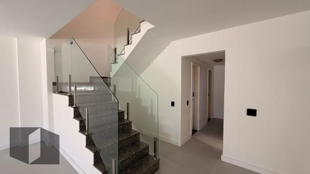 Casa, 4 quartos, 342 m² - Foto 4