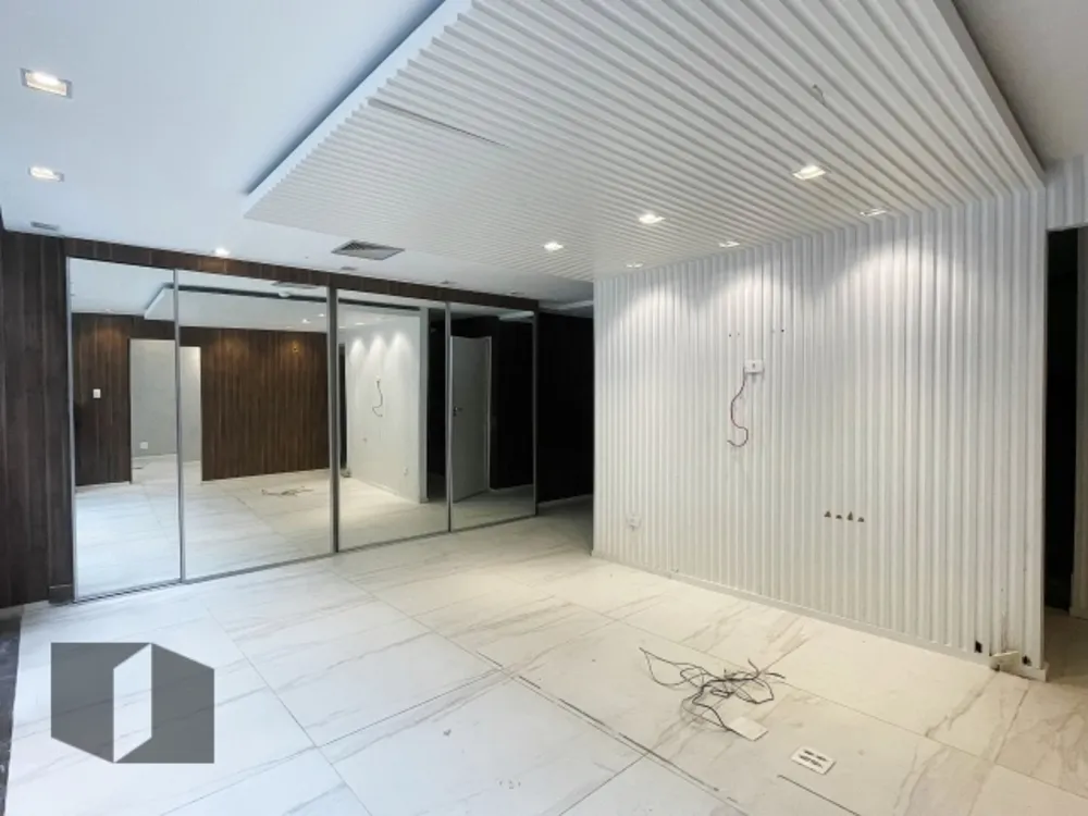 Sala-Conjunto, 305 m² - Foto 2