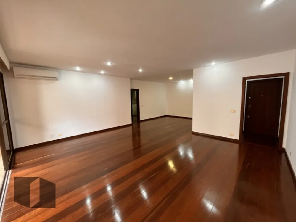 Apartamento, 4 quartos, 220 m² - Foto 1