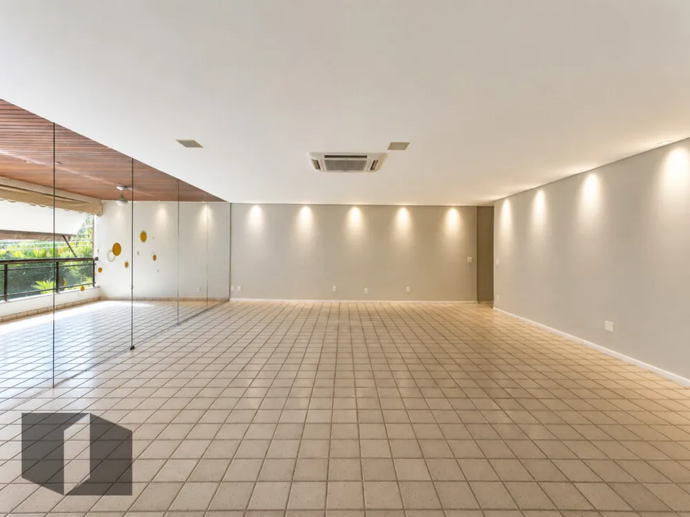 Apartamento, 4 quartos, 215 m² - Foto 1