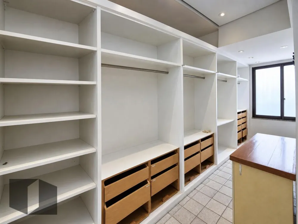 Apartamento, 4 quartos, 215 m² - Foto 12