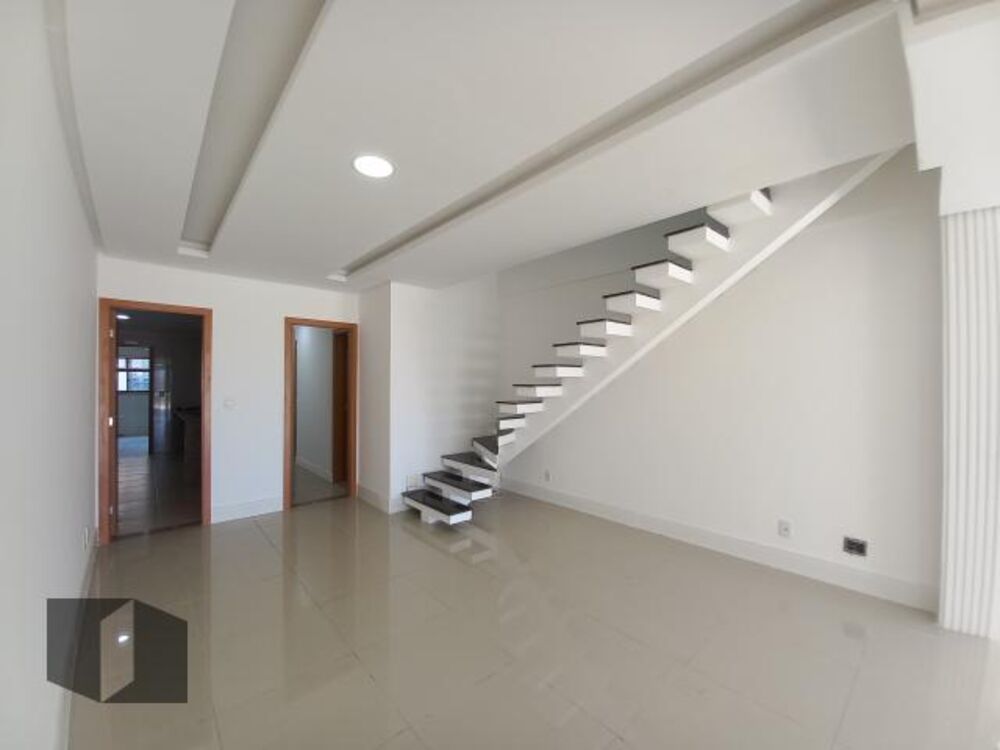 Cobertura para alugar com 3 quartos, 185m² - Foto 2