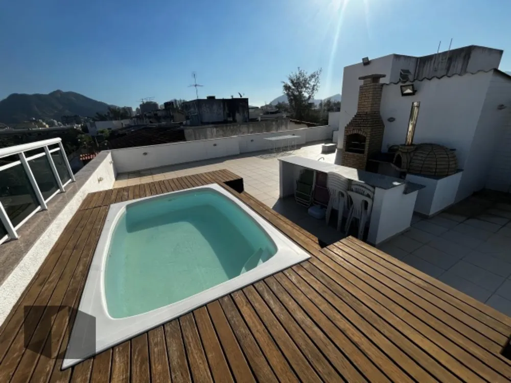 Cobertura, 3 quartos, 204 m² - Foto 2