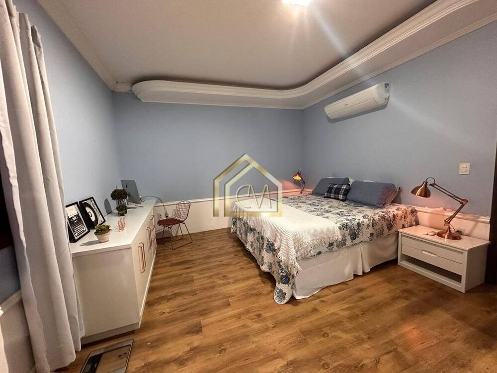 Casa à venda com 2 quartos, 220m² - Foto 5