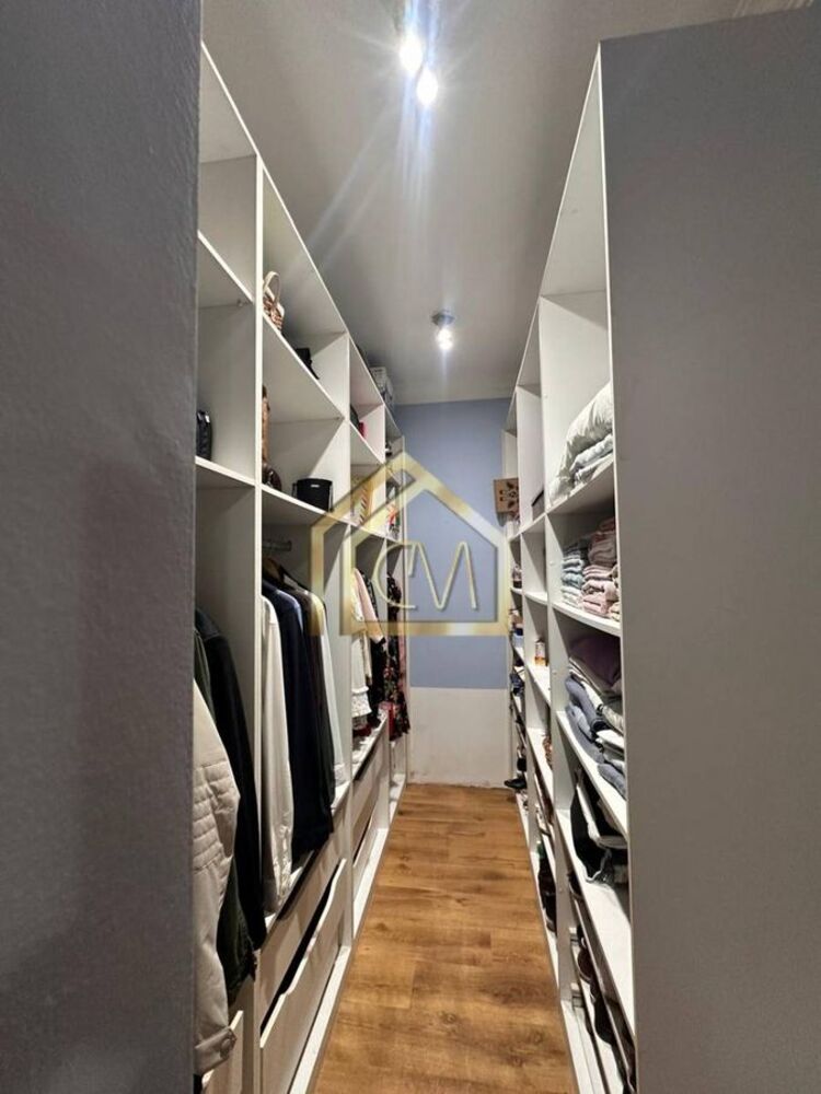 Casa à venda com 2 quartos, 220m² - Foto 7