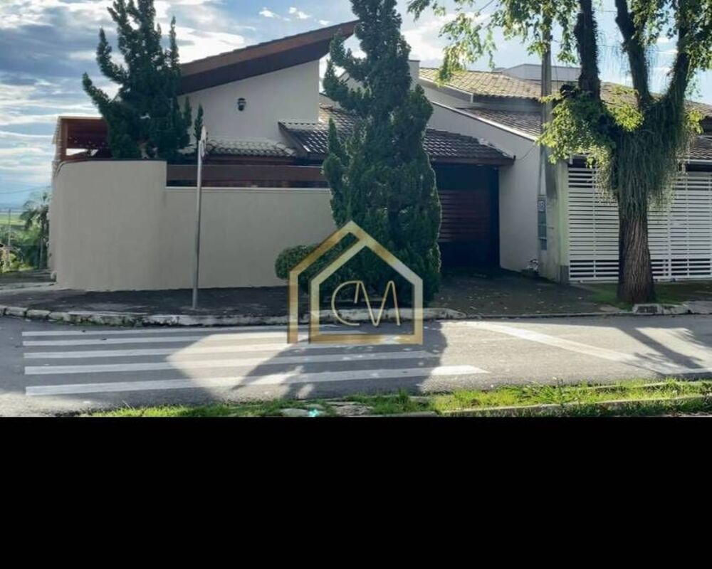 Casa à venda com 2 quartos, 220m² - Foto 11