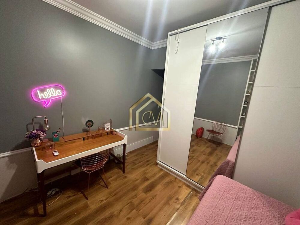 Casa à venda com 2 quartos, 220m² - Foto 9