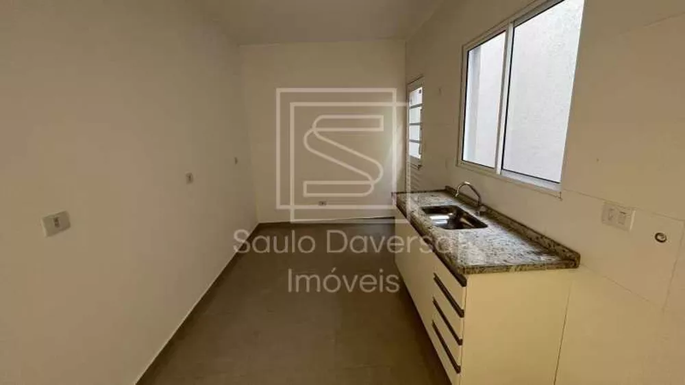 Casa à venda com 2 quartos, 65m² - Foto 1