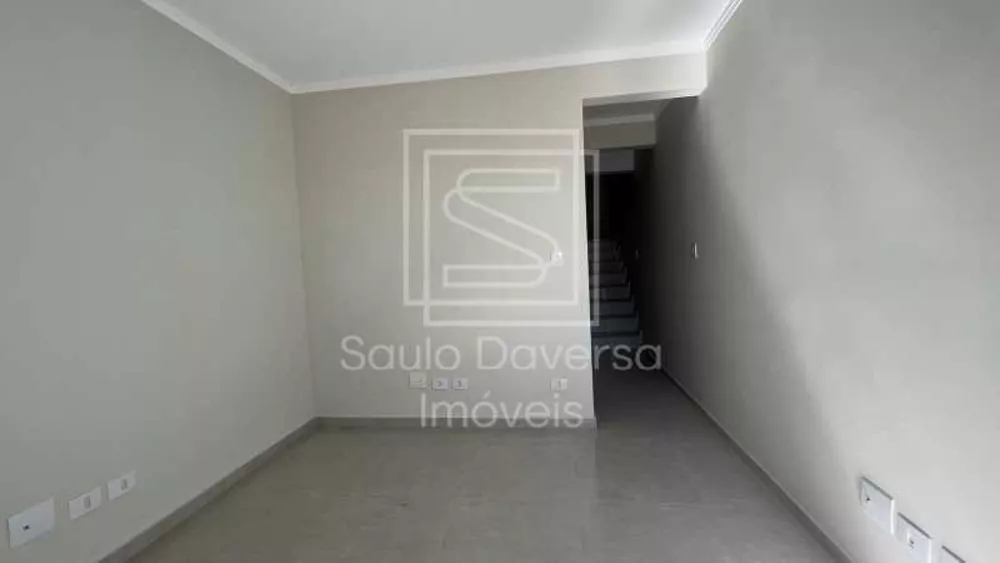 Casa à venda com 2 quartos, 65m² - Foto 2