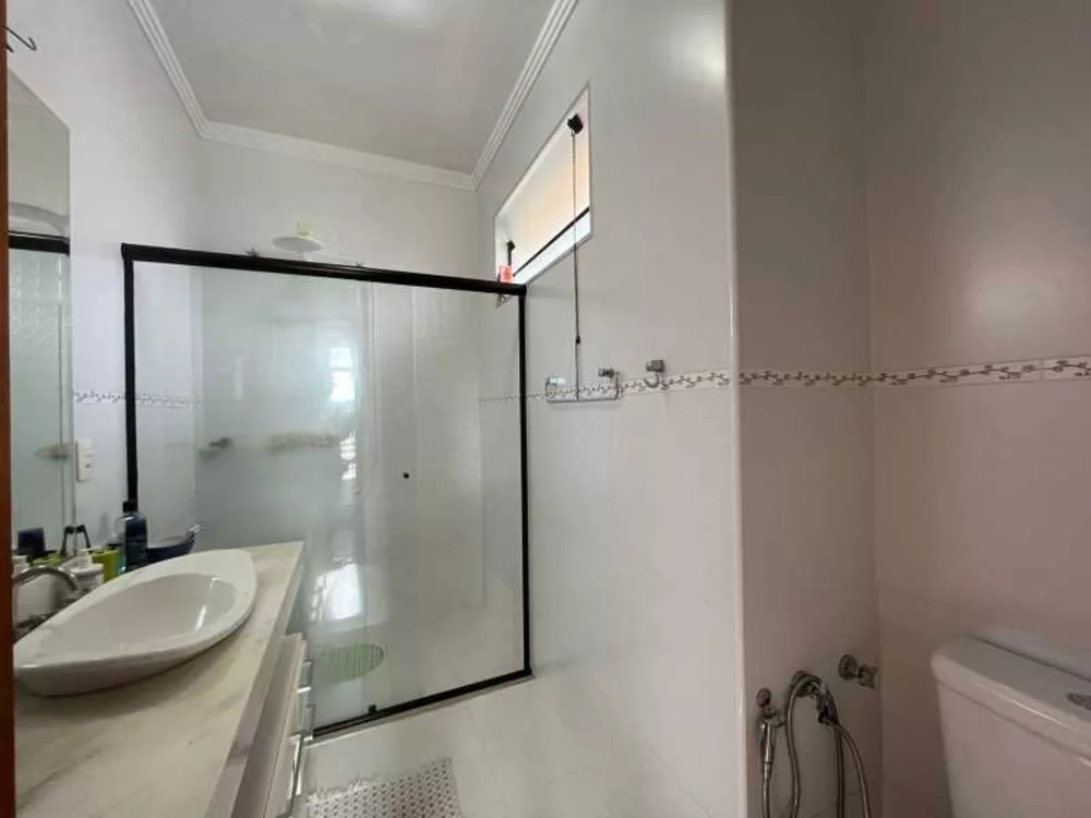 Casa, 3 quartos, 220 m² - Foto 3