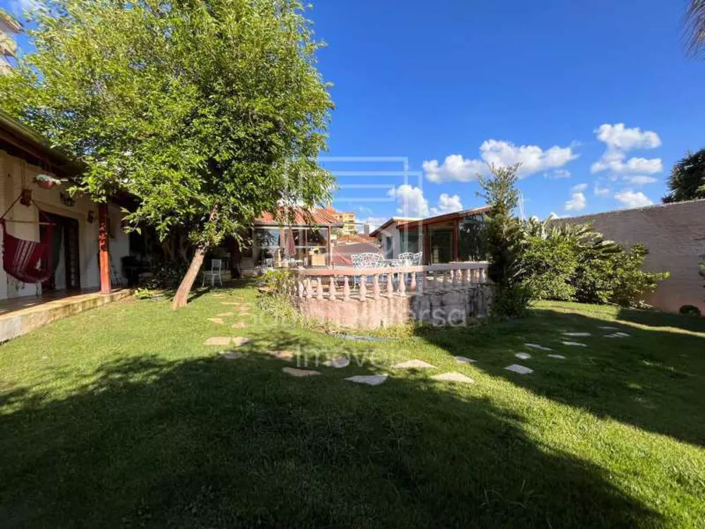 Casa, 7 quartos, 397 m² - Foto 3