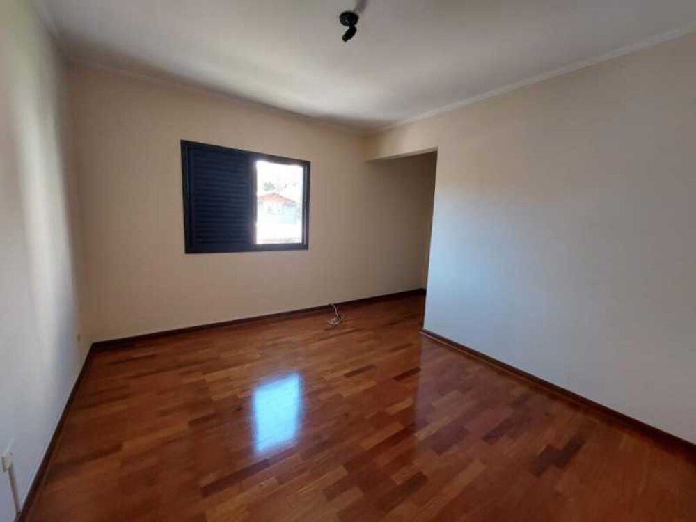 Apartamento à venda com 3 quartos, 107m² - Foto 3