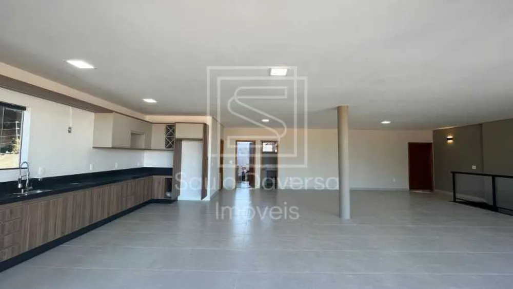 Casa, 4 quartos, 423 m² - Foto 1