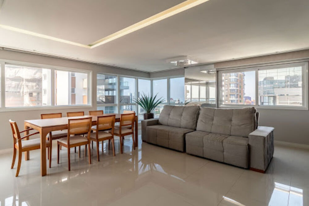Cobertura à venda com 3 quartos, 257m² - Foto 1