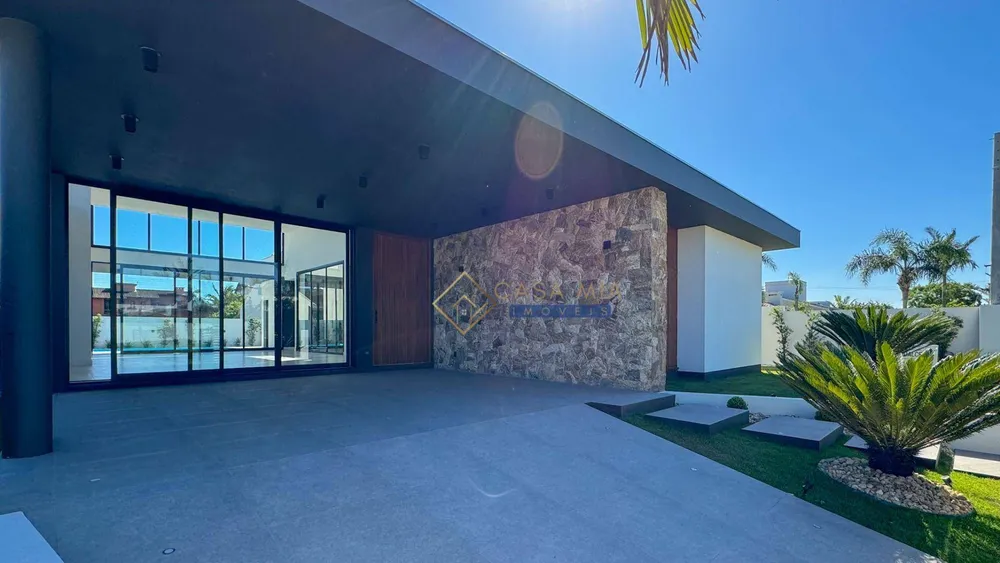 Casa, 4 quartos, 289 m² - Foto 2