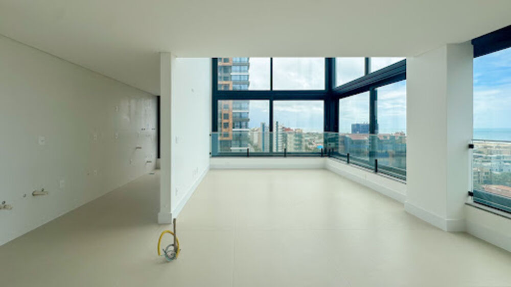 Apartamento à venda com 3 quartos, 143m² - Foto 5