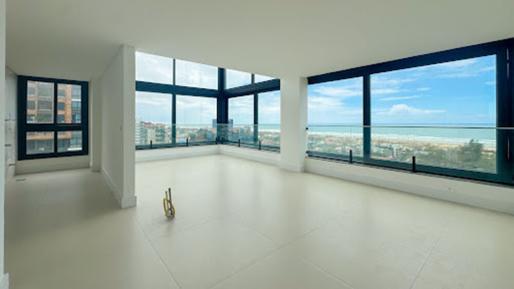 Apartamento à venda com 3 quartos, 143m² - Foto 4