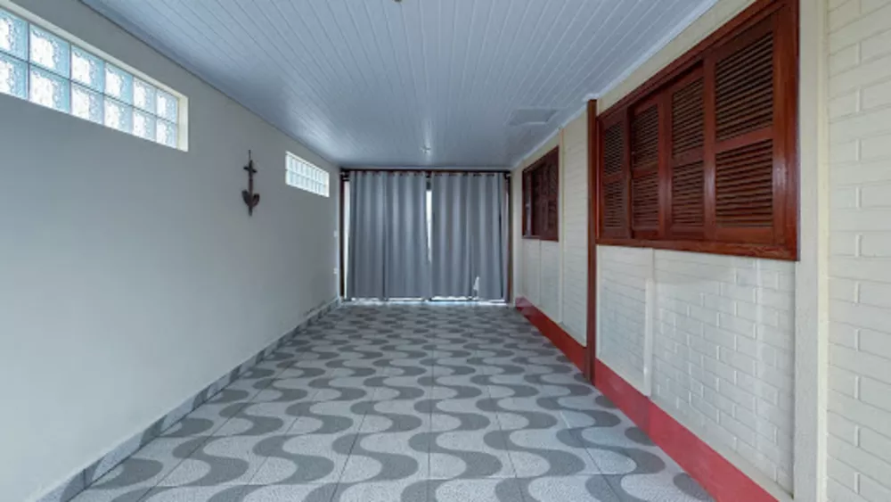 Casa à venda com 2 quartos, 90m² - Foto 4