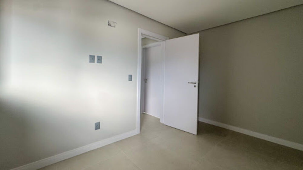 Apartamento à venda com 3 quartos, 106m² - Foto 7
