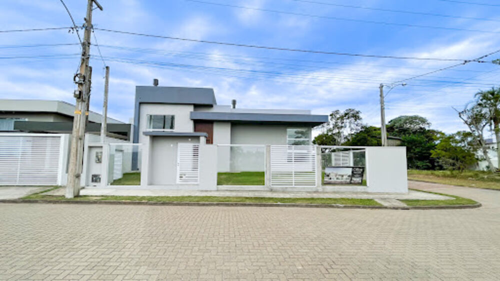 Casa, 4 quartos, 200 m² - Foto 1