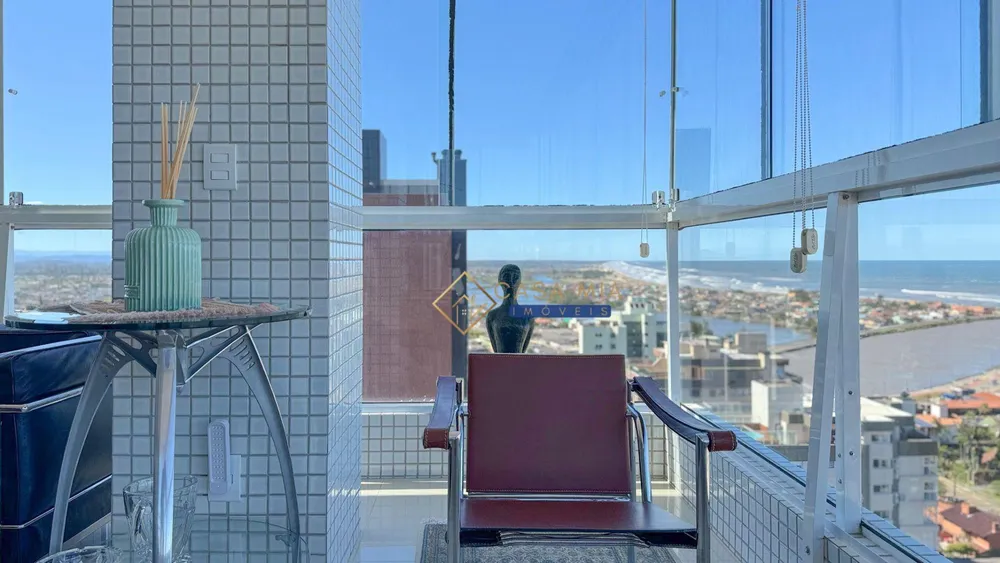 Cobertura, 3 quartos, 262 m² - Foto 2