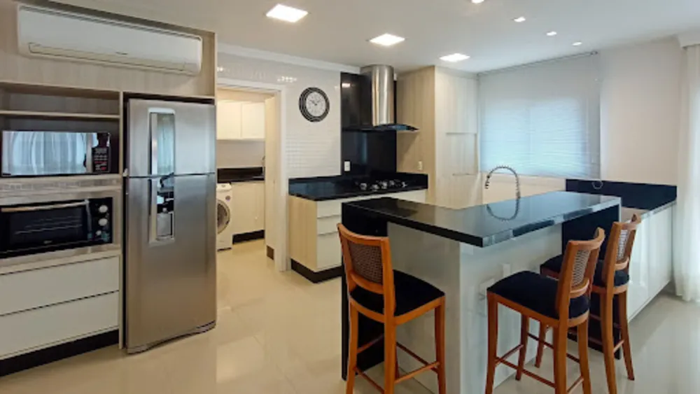 Apartamento, 3 quartos, 130 m² - Foto 1