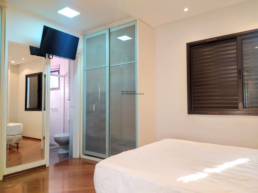 Apartamento para alugar com 2 quartos, 98m² - Foto 2
