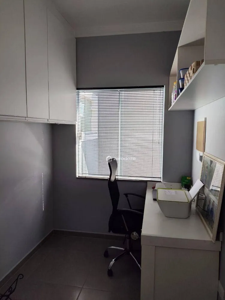 Casa, 3 quartos, 180 m² - Foto 4