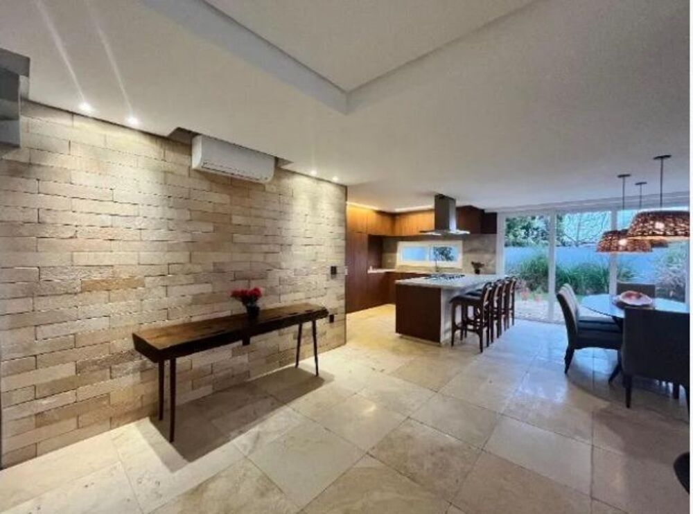 Casa para alugar com 4 quartos - Foto 1
