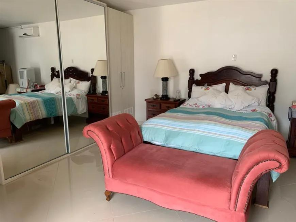 Casa à venda com 3 quartos, 305m² - Foto 7