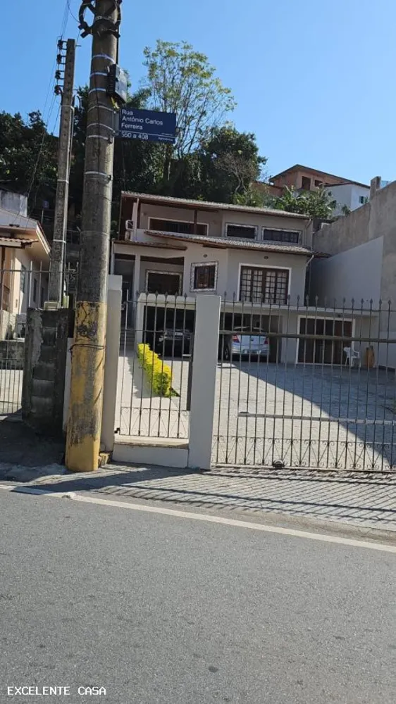 Casa, 3 quartos, 250 m² - Foto 4