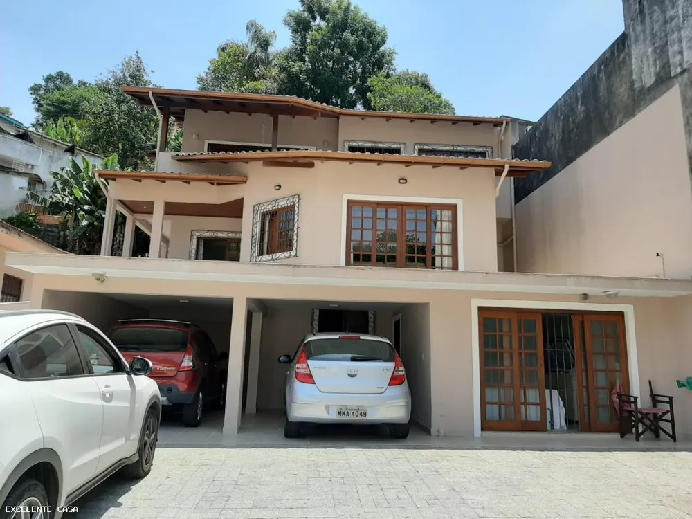 Casa, 3 quartos, 250 m² - Foto 3
