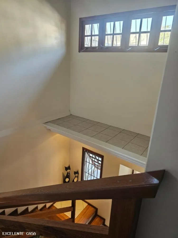 Casa, 3 quartos, 250 m² - Foto 8