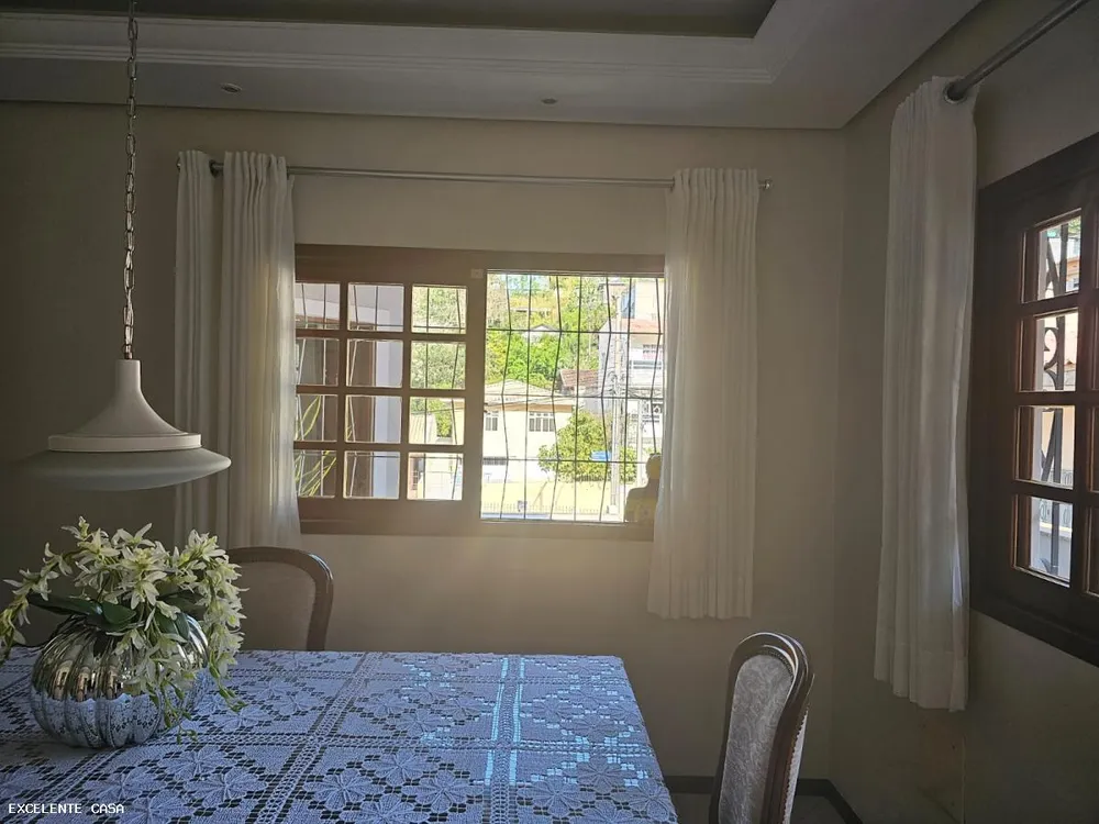 Casa, 3 quartos, 250 m² - Foto 7