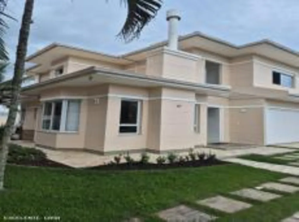 Casa, 3 quartos, 224 m² - Foto 1