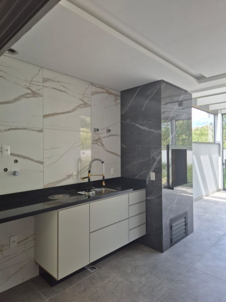 Casa à venda com 3 quartos, 112m² - Foto 8