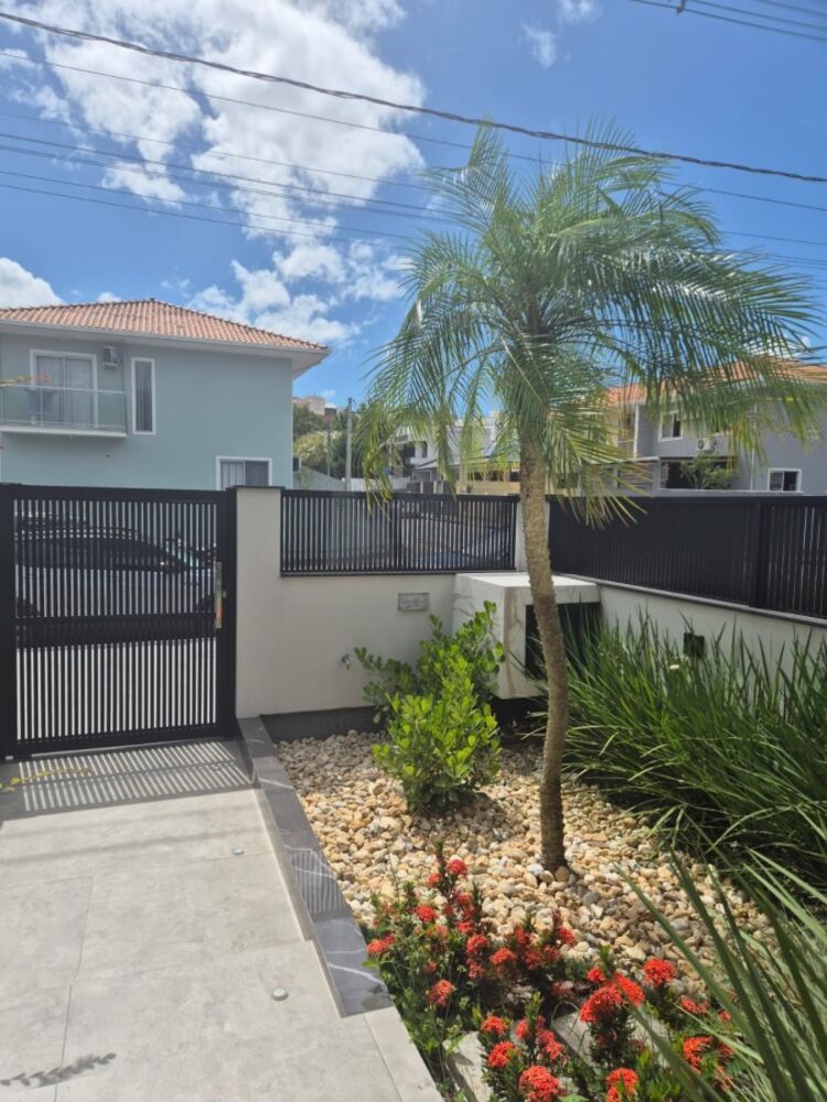 Casa à venda com 3 quartos, 112m² - Foto 3