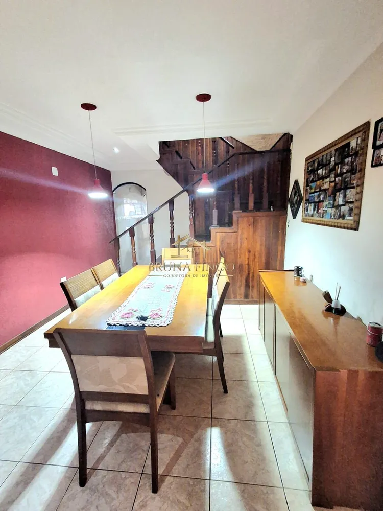 Sobrado, 4 quartos, 222 m² - Foto 2