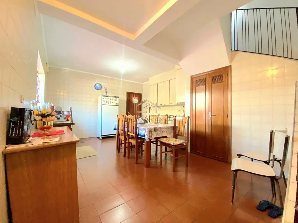 Sobrado, 3 quartos, 177 m² - Foto 2
