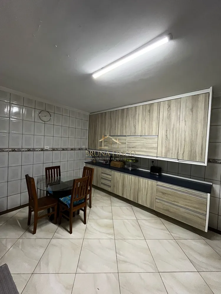 Sobrado, 3 quartos, 200 m² - Foto 2