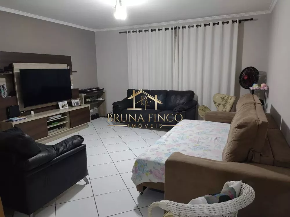 Sobrado à venda com 4 quartos, 241m² - Foto 4