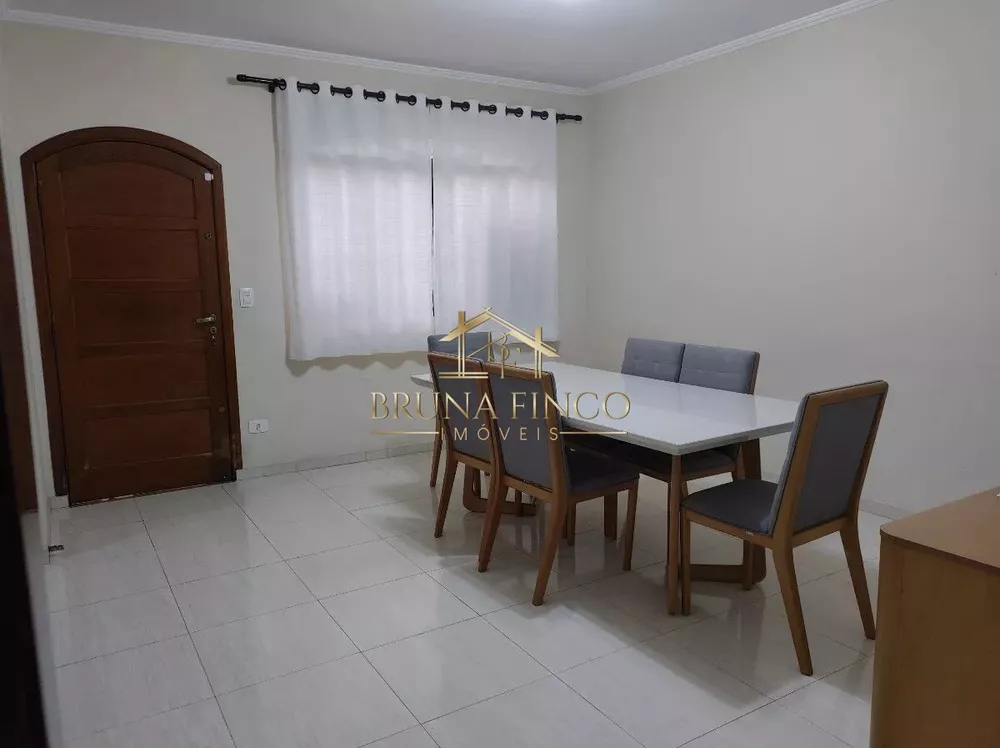 Sobrado à venda com 4 quartos, 241m² - Foto 2