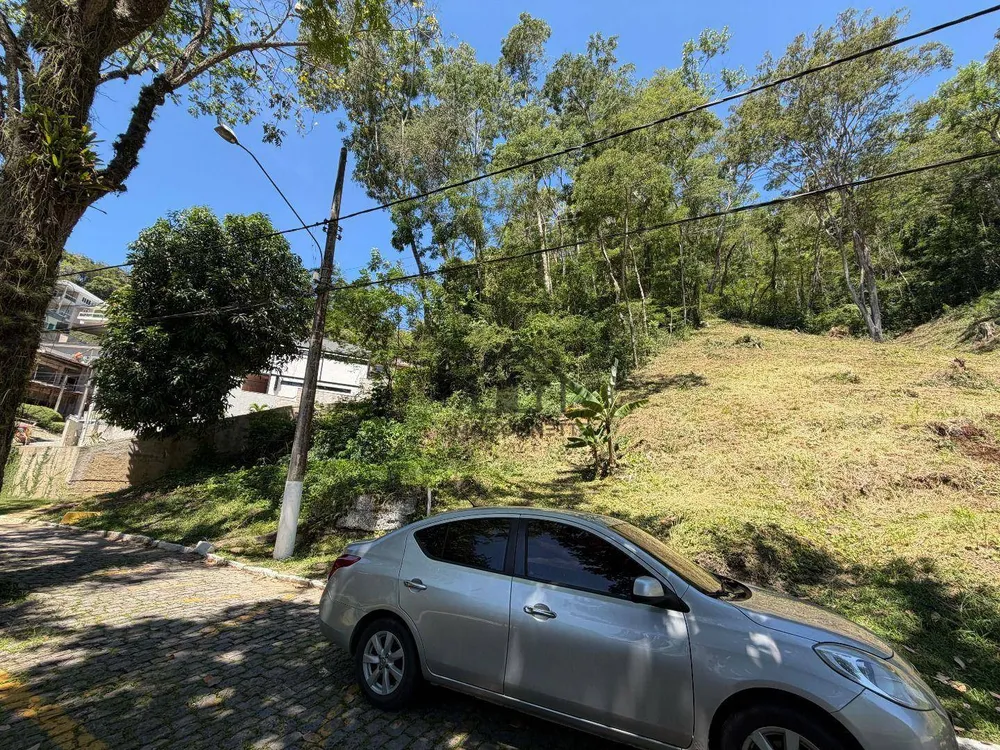 Loteamento e Condomínio, 675 m² - Foto 1
