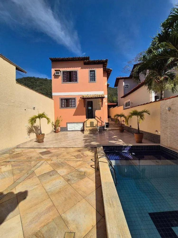 Casa, 3 quartos, 132 m² - Foto 2